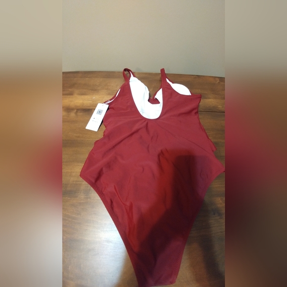 Wrap style wrap one piece bathing suit - Picture 2 of 4